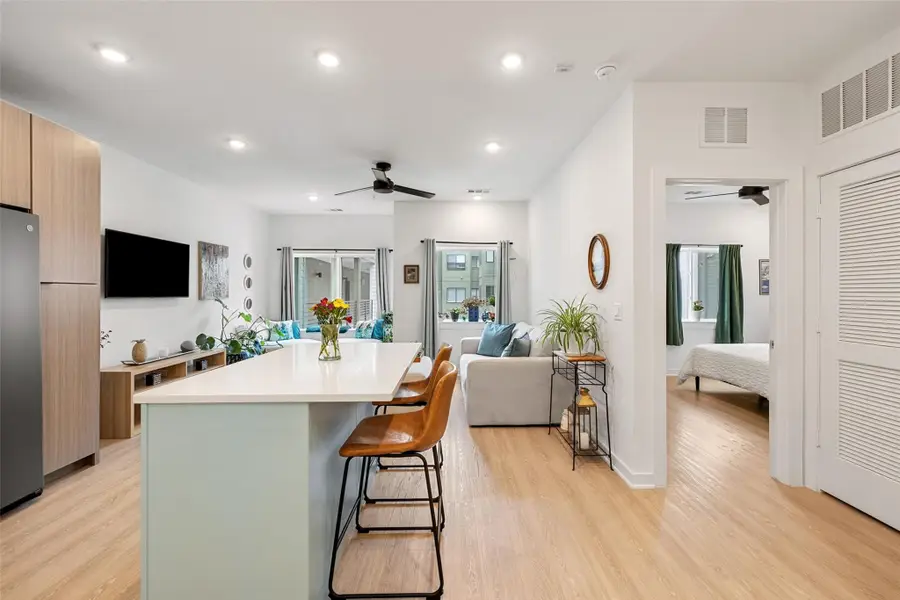 4802 S Congress Ave #411, Austin, TX 78745 - #2