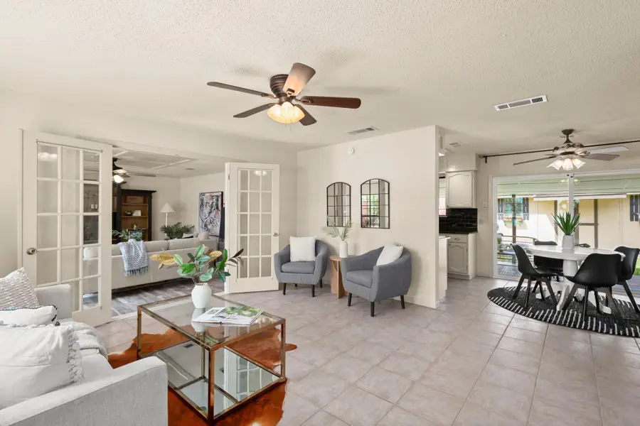 1302 Meadows Dr, Round Rock, TX 78681 - #3