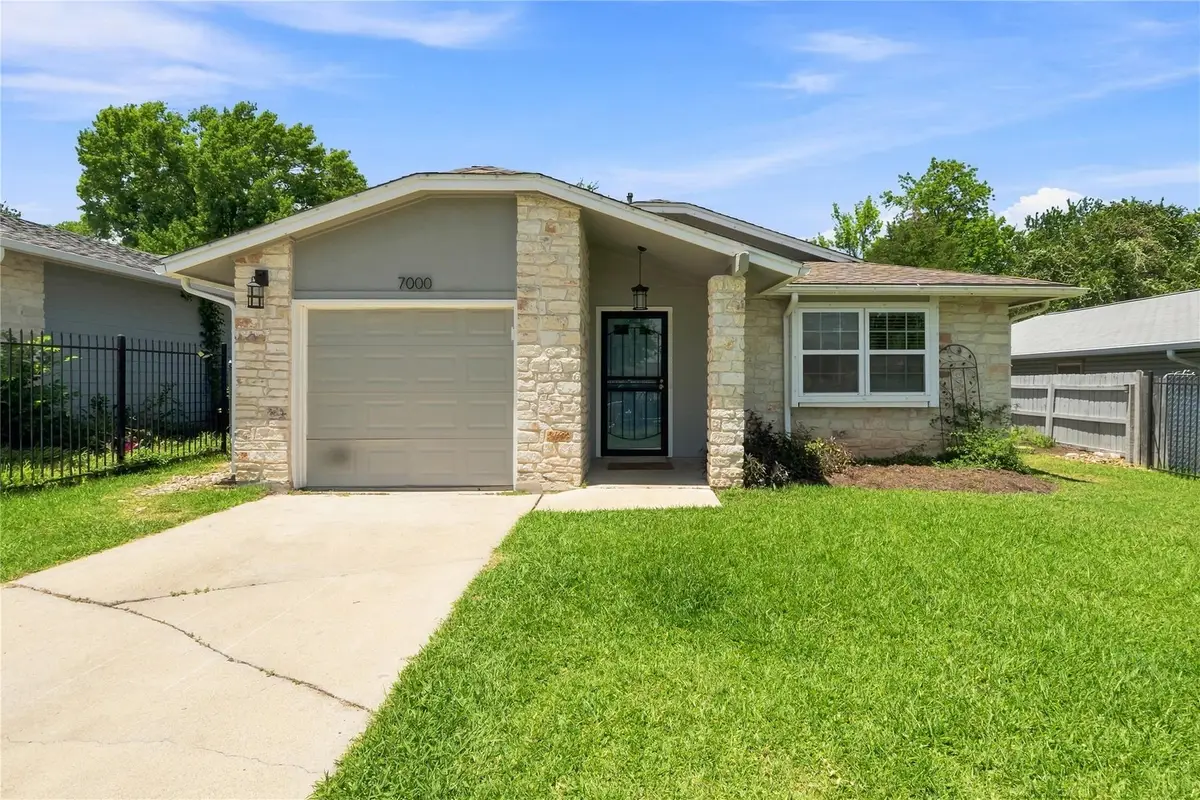 7000 Shannon Dr, Austin, TX 78724 - #1