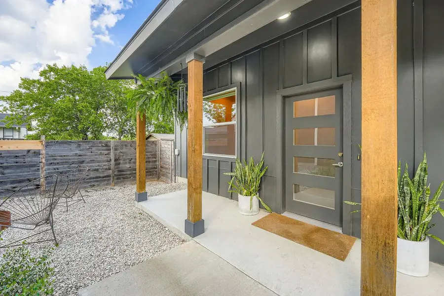 7311 Providence Ave #B, Austin, TX 78752 - #3