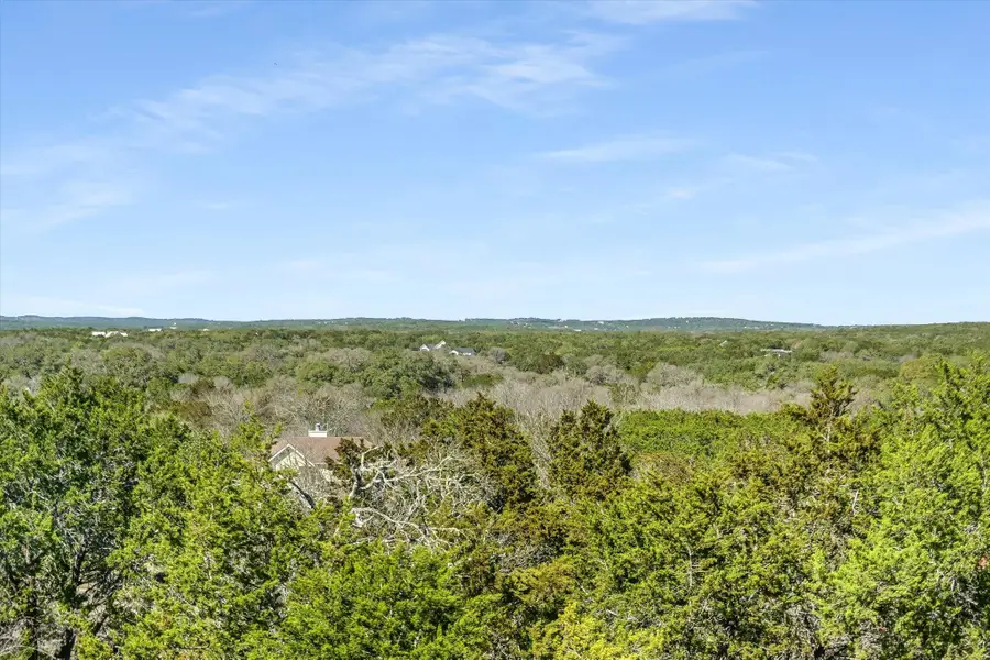 424 Shady Bluff Dr, Wimberley, TX 78676 - #2