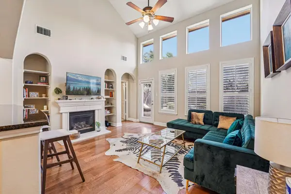 2210 Onion Creek Pkwy #1104, Austin, TX 78747