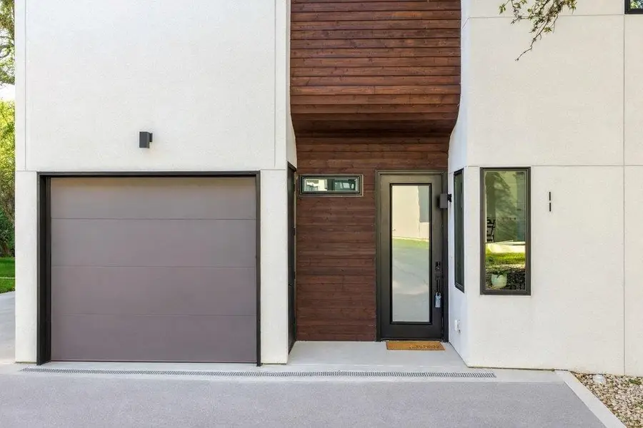 219 Lessin Ln #11, Austin, TX 78704 - #2