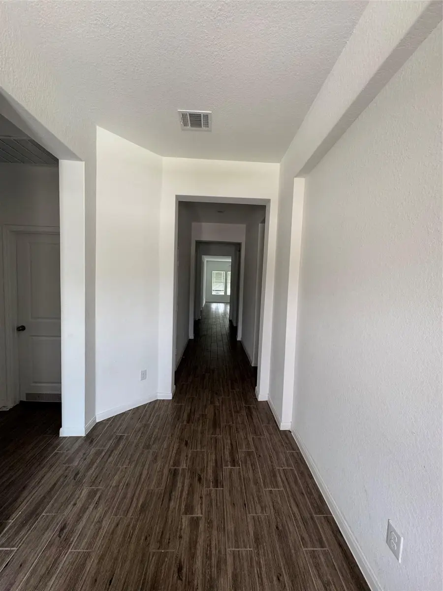 8920 Luciano Rdg, Seguin, TX 78155 - #3