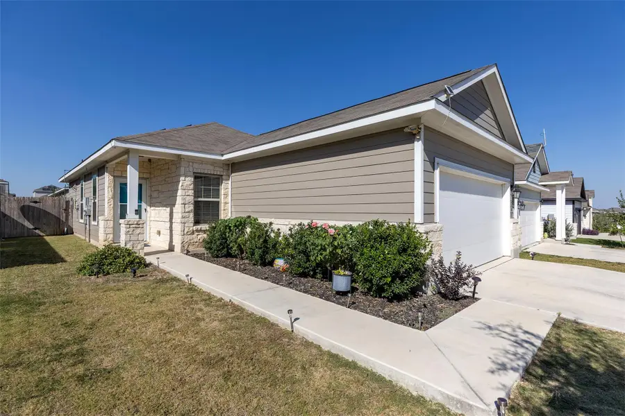 241 El Dorado Rd, Jarrell, TX 76537 - Image #2