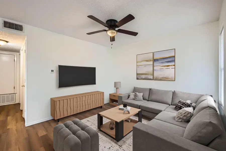 3301 Vintage Hills Cv, Austin, TX 78723 - Image #2