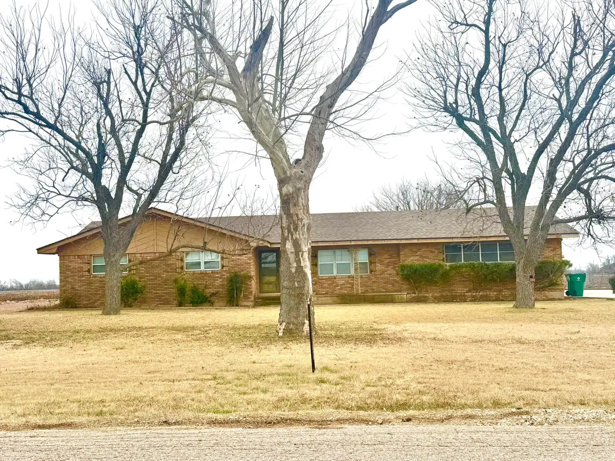 1204 E Lake Dr, Taylor, TX 76574 - #1