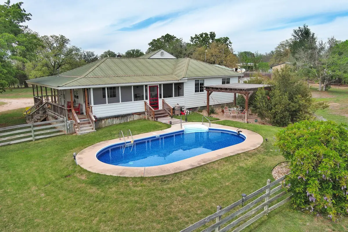 358 Lower Red Rock Rd, Bastrop, TX 78602 - #1