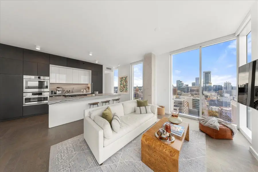 313 W 17th St #2405, Austin, TX 78701 - Image #3