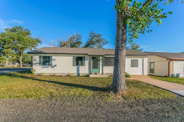 4049 Morgans Point Rd, Belton, TX 76513