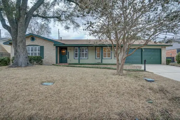 10019 Astronaut Dr, San Antonio, TX 78217