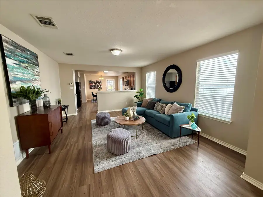 228 Black Forest, Buda, TX 78610 - Image #2