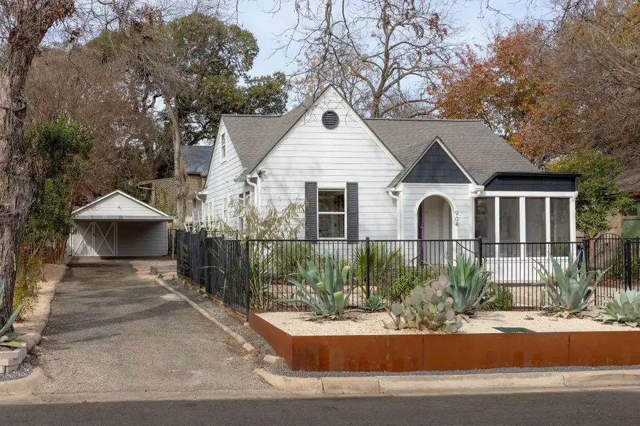 904 Josephine St, Austin, TX 78704 - #2