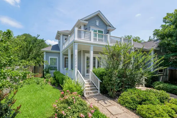 1004 E 13th St #A, Austin, TX 78702
