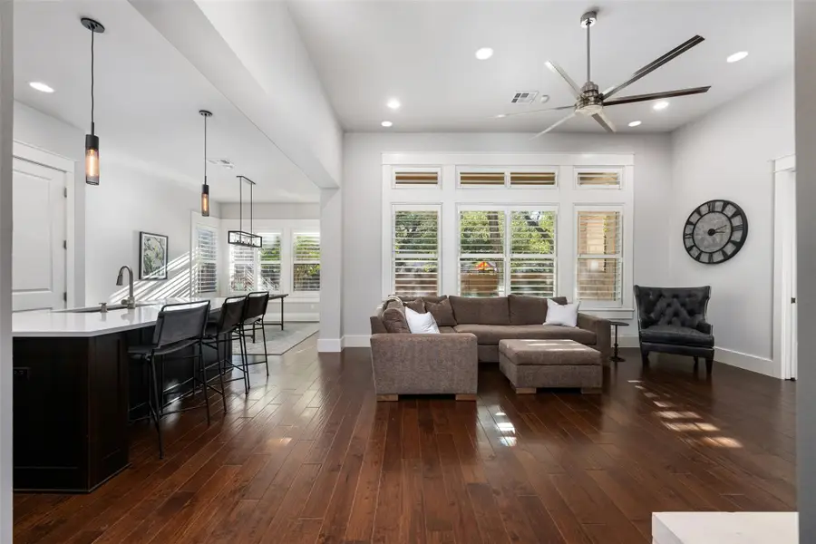 6009 Woodcrest Dr, Austin, TX 78759 - Image #3