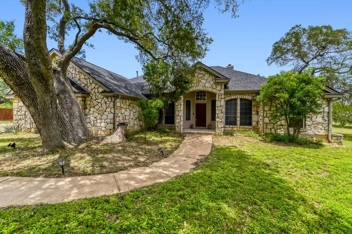 330 Humphrey Dr, Buda, TX 78610 - #1
