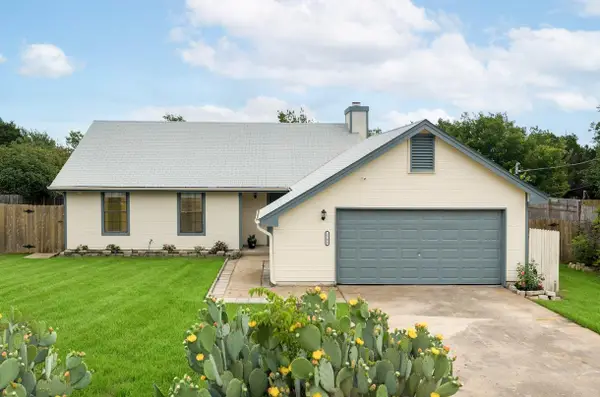 1702 Ireland Dr, Leander, TX 78641
