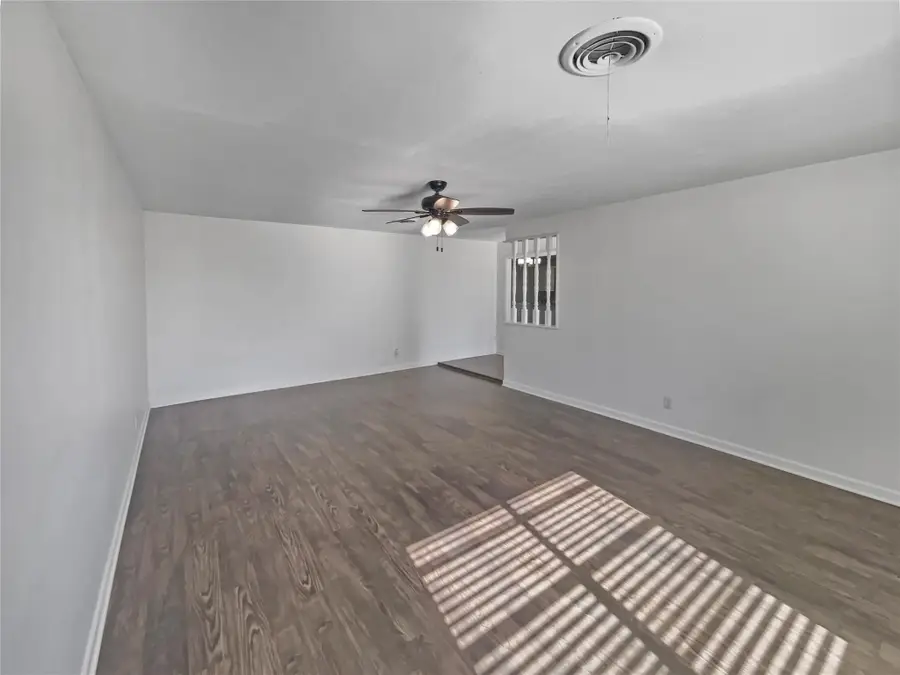 1105 E 17th St, Georgetown, TX 78626 - Image #3