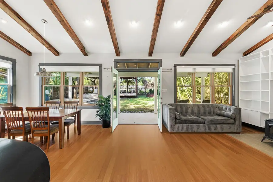 1122 Tillery St, Austin, TX 78702 - Image #2