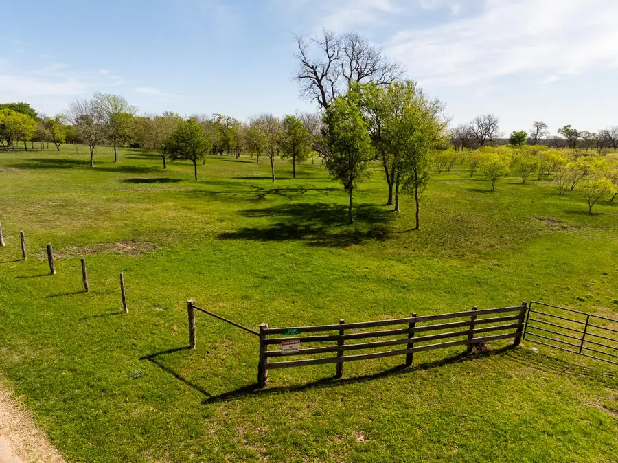 2041 County Road 429, Rockdale, TX 76567 - #2