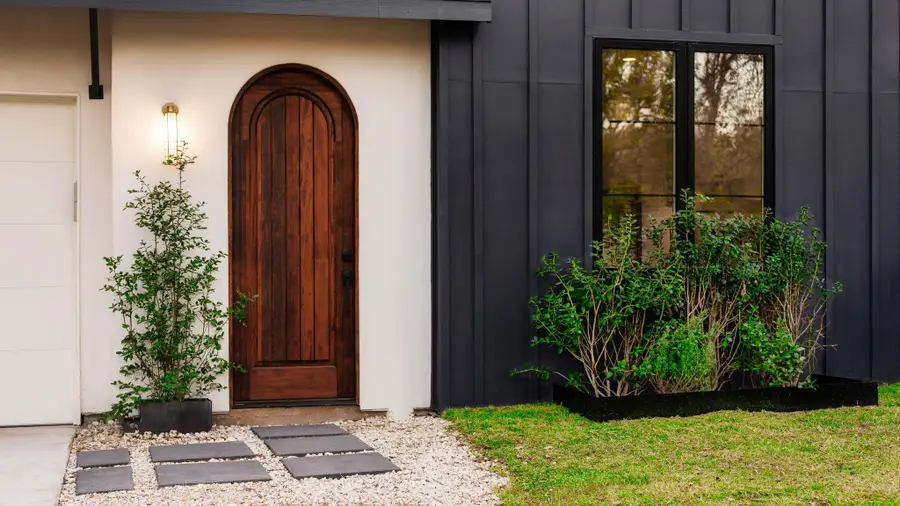 4900 Majestic Dr, Austin, TX 78745 - Image #3