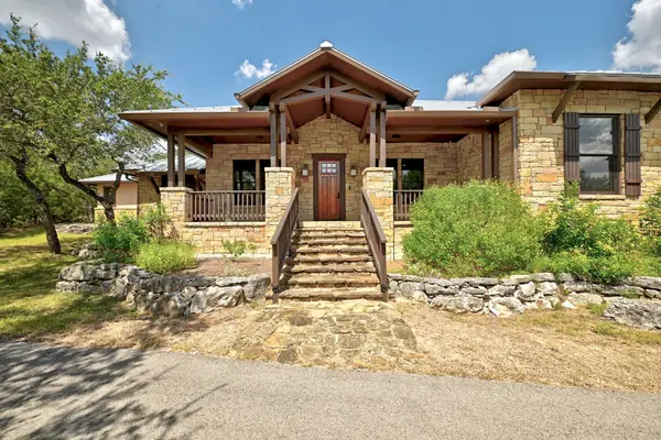 158 Condor Dr, San Marcos, TX 78666