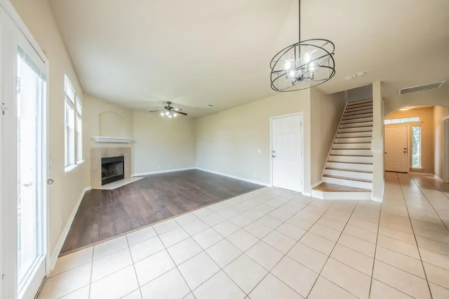 17525 Bridgefarmer Blvd, Pflugerville, TX 78660 - #3