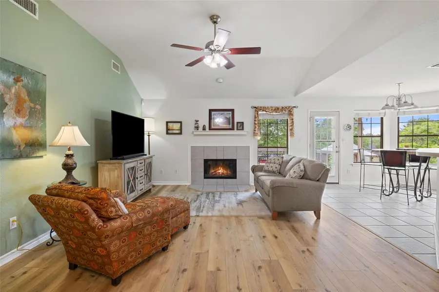 135 Barton Rd, San Marcos, TX 78666 - #2