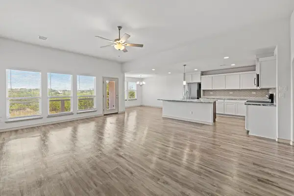 108 W Eli Chandler St, Blanco, TX 78606