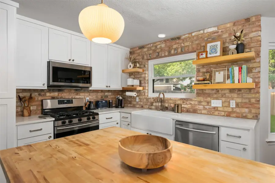 9313 Notches Dr, Austin, TX 78748 - #3