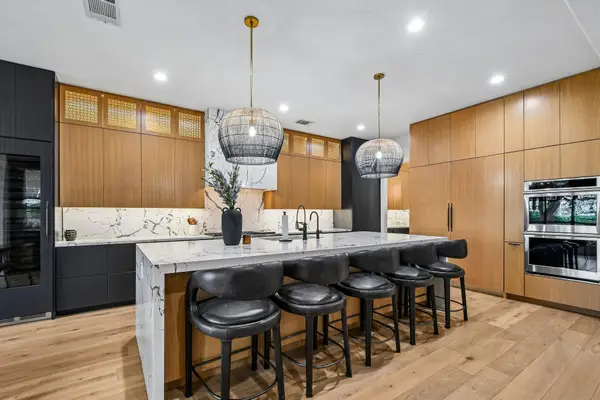 449 Santaluz Ln, Austin, TX 78732