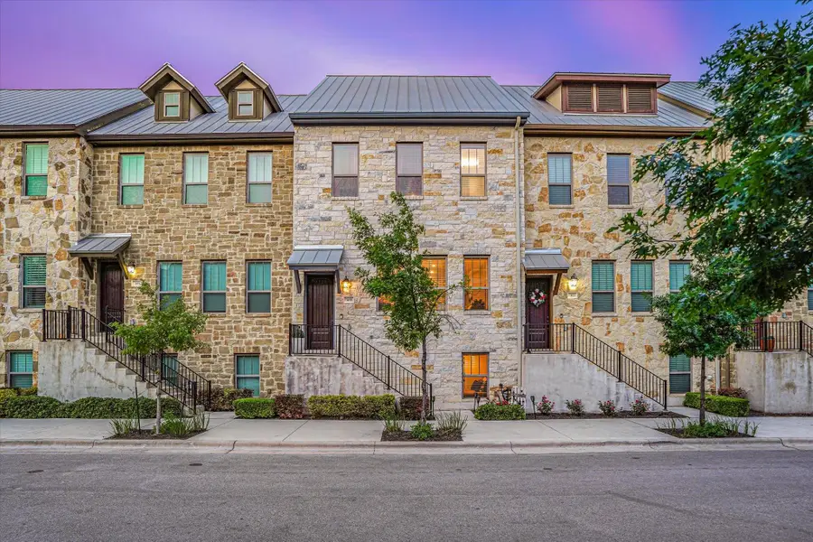 309 Adams St, Georgetown, TX 78628 - #2