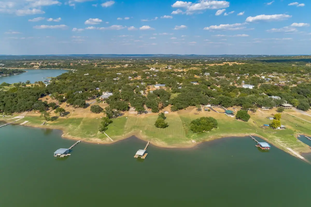 25201 & 25203 Lakeview Dr, Spicewood, TX 78669 - #1