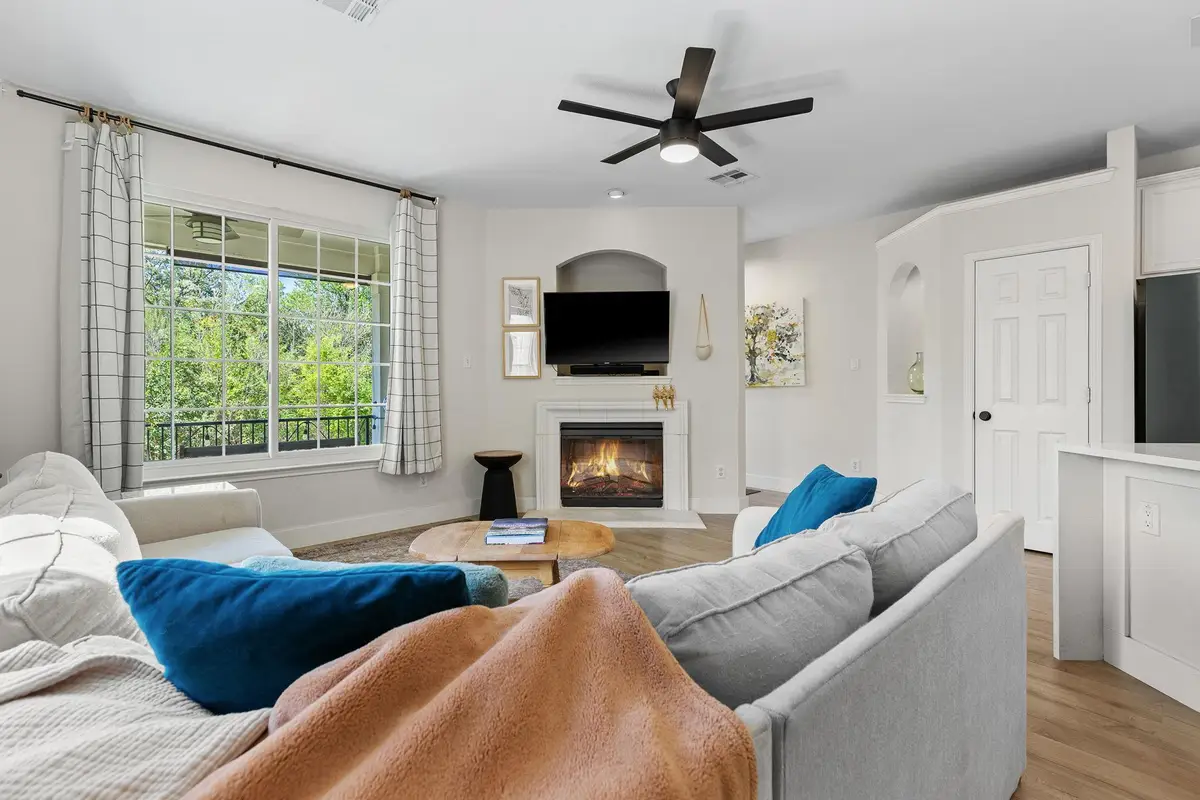 1900 Scofield Ridge Pkwy #6803, Austin, TX 78727 - #1