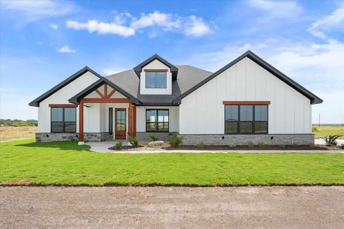 18085 Round Hall Rd, Holland, TX 76534 - #1