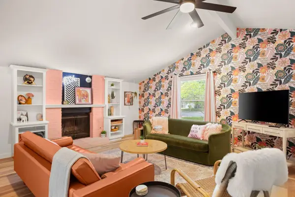 11011 Jordan Ln, Austin, TX 78758