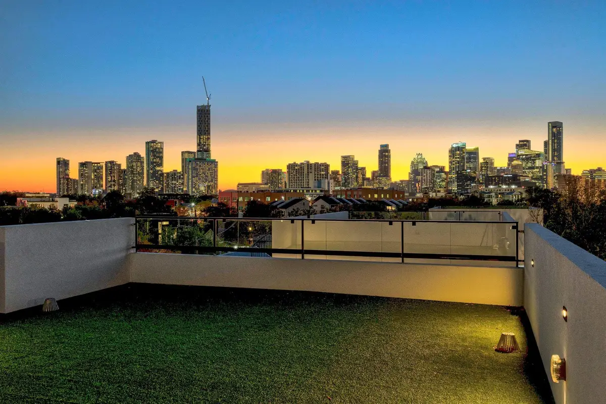 1175 Navasota St #3, Austin, TX 78702 - Image #1