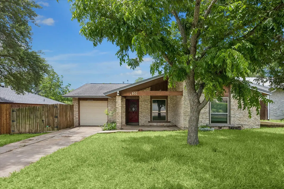 801 Huntingdon Pl, Austin, TX 78745 - #1