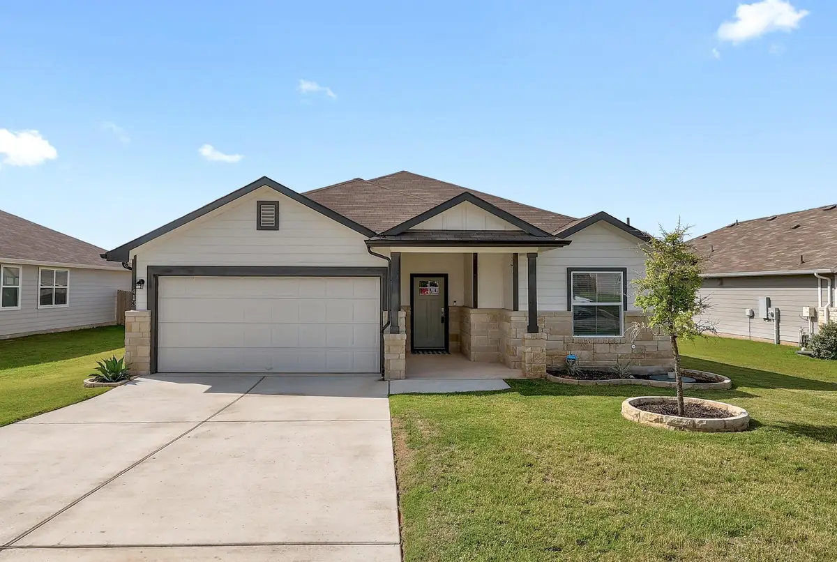 413 Hunter Loop, Bertram, TX 78605 - #1