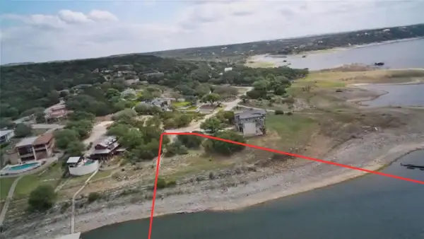 2900 Constitution Dr, Lago Vista, TX 78645