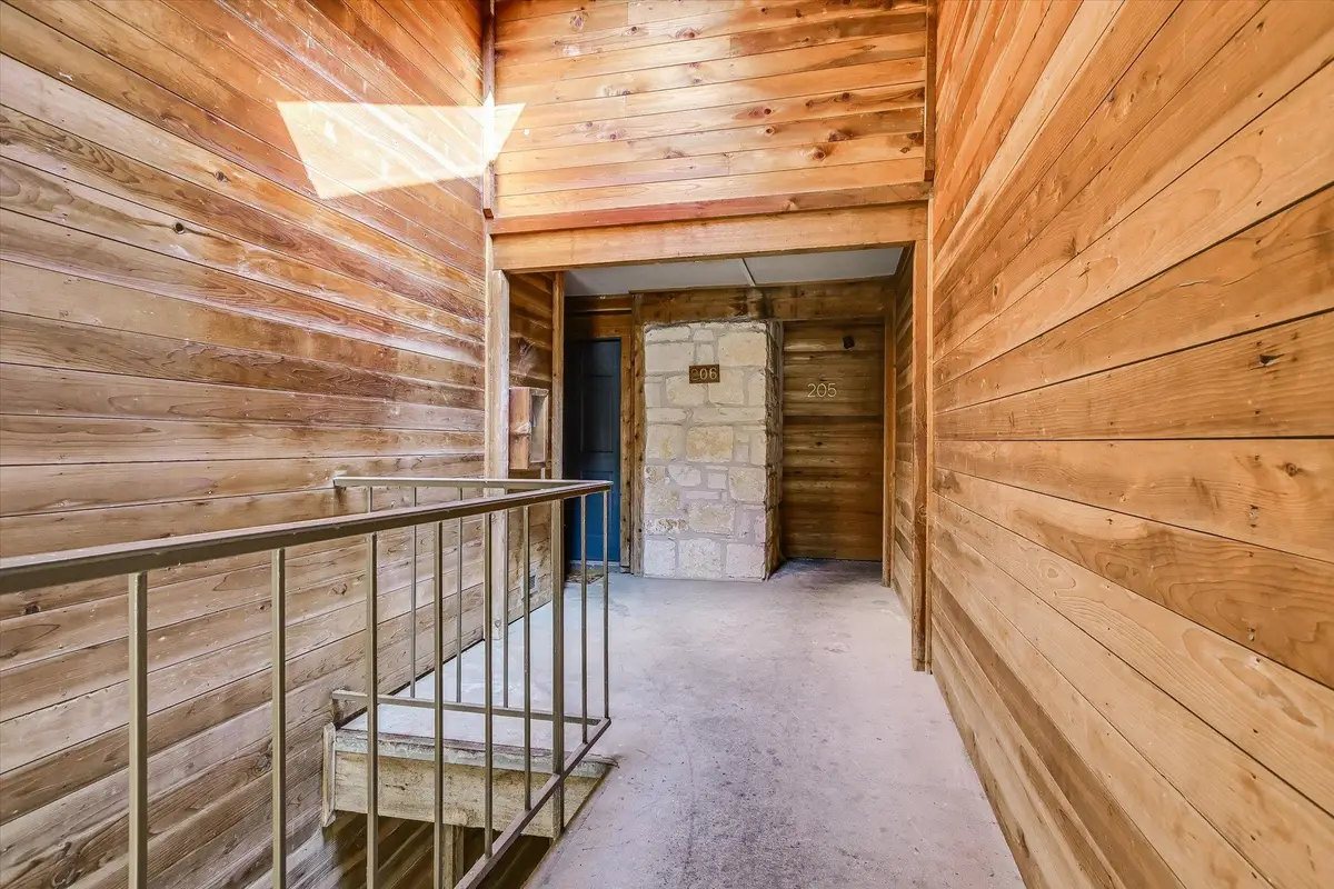 8200 Neely Dr #206, Austin, TX 78759 - Image #1