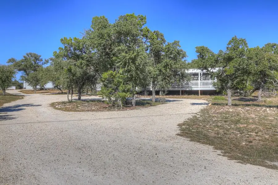 270 Lakewood Ct, Canyon Lake, TX 78133 - Image #2