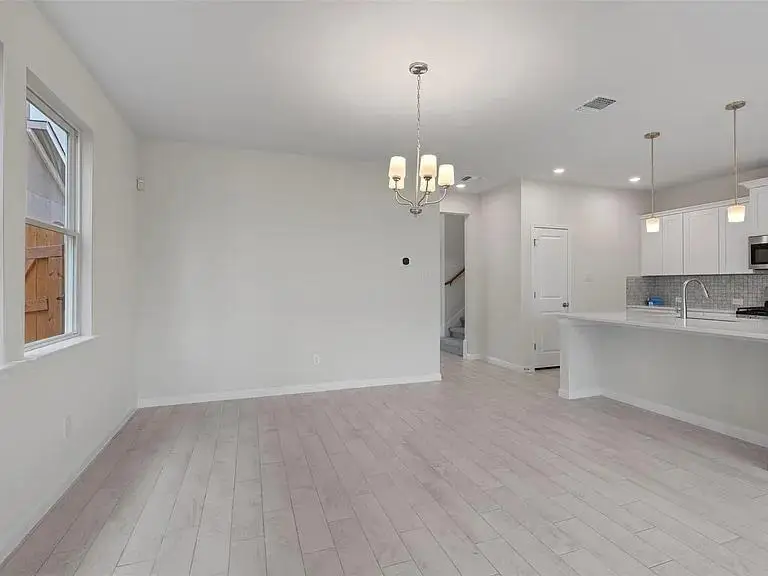145 Comet Pointe Dr, Georgetown, TX 78628 - #3