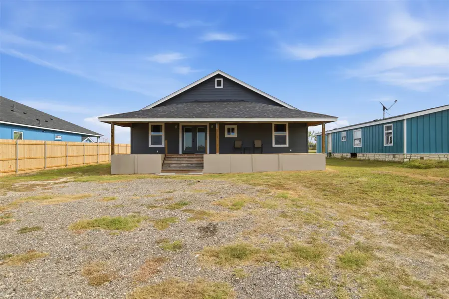 820 Los Milagros Dr, Dale, TX 78616 - #2