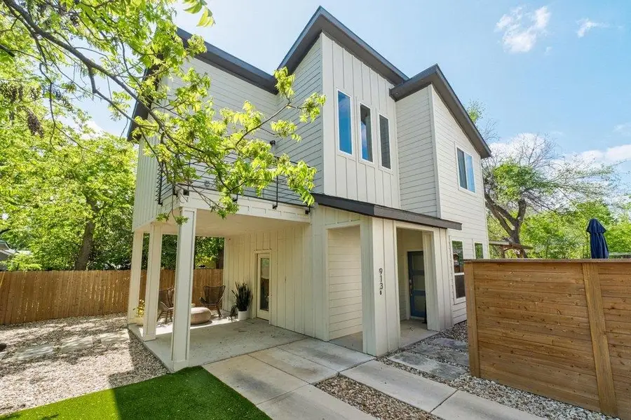 913 Valdez St #B, Austin, TX 78741 - #2