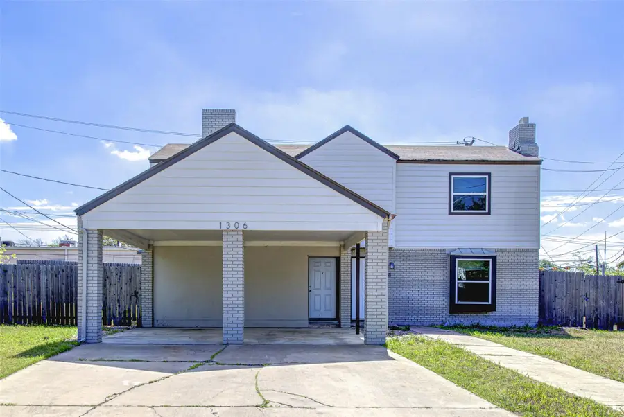 1306 E Saint Johns Ave, Austin, TX 78752 - #2