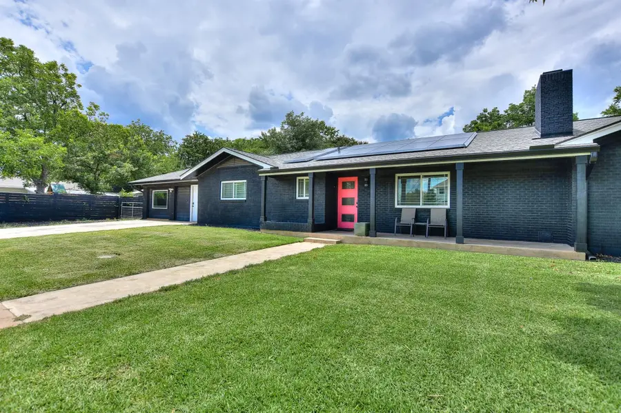 1407 E 19th St, Georgetown, TX 78626 - #3