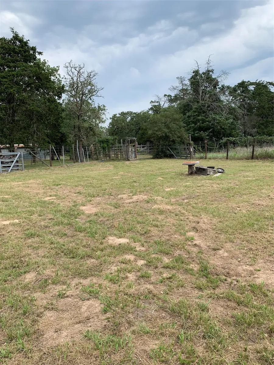 276 Ott Rd, Rosanky, TX 78953 - #2