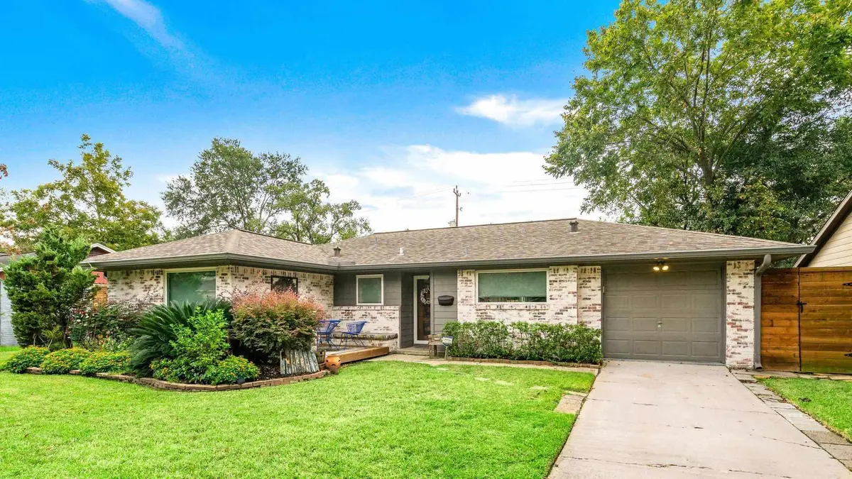 4709 Lido Ln, Houston, TX 77092 - Image #1