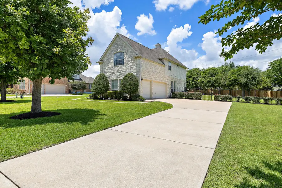 3818 Forest Creek Dr, Round Rock, TX 78664 - #3